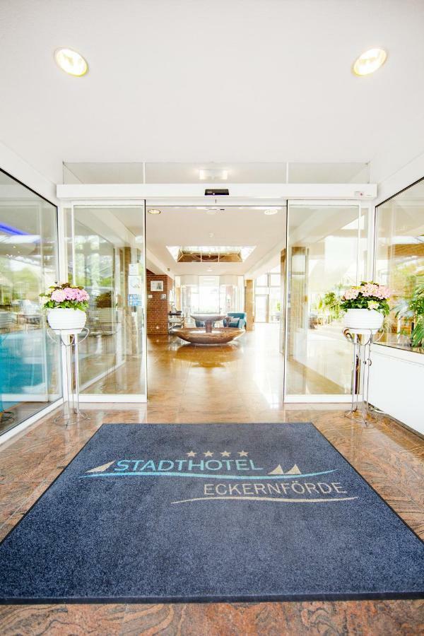 Stadthotel Eckernforde Bagian luar foto